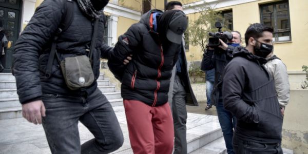 Ο ξυλοδαρμός στο μετρό και το δηλητήριο μίσους που ποτίζει την κοινωνία