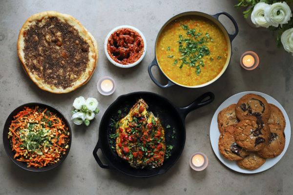 Έλληνες και πρόσφυγες μοιράζονται συνταγές και ιστορίες μέσω Zoom