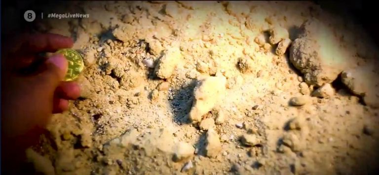 Επίδοξοι Ιντιάνα Τζόουνς στη Θεσσαλονίκη: Ψάχνουν σεντούκι με λίρες του Β’ Παγκοσμίου Πολέμου