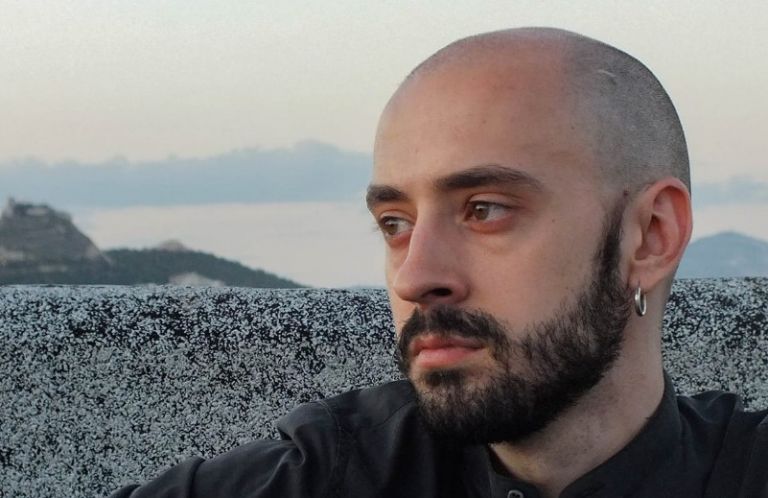 Νέα καταγγελία: Ο ηθοποιός Ερρίκος Μηλιάρης κατηγορεί σκηνοθέτη για σεξουαλική παρενόχληση