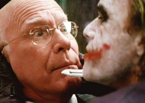 Αμερικανός γερουσιαστής έχει εμφανιστεί σε πέντε ταινίες Batman