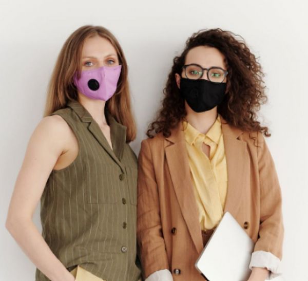 Πανδημία : Πώς άλλαξε τις ζωές μας και τι θα κάνουμε μόλις τελειώσει