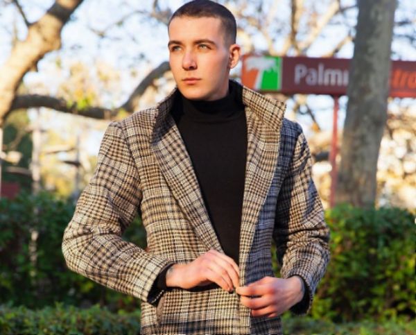 The Bachelor : Ο Παναγιώτης Πέτσας του GNTM θα είναι ο…Bachelor 2 ;