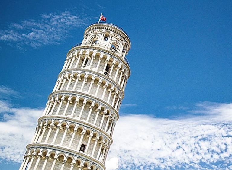 Δείτε τον Πύργο της Πίζας από διαφορετικές οπτικές γωνίες