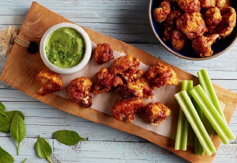 Τραγανές και vegan μπουκιές κουνουπιδιού