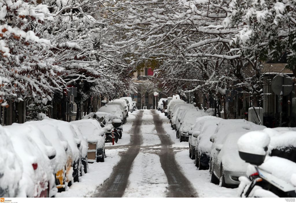 «Λέανδρος» : Στην κατάψυξη η Ελλάδα – Χιόνια και πολικές θερμοκρασίες και την Παρασκευή