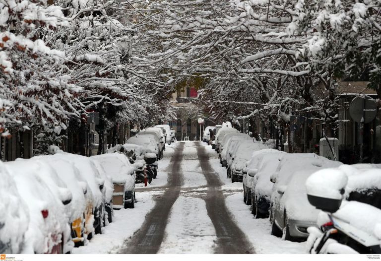 «Λέανδρος» : Στην κατάψυξη η Ελλάδα – Χιόνια και πολικές θερμοκρασίες και την Παρασκευή