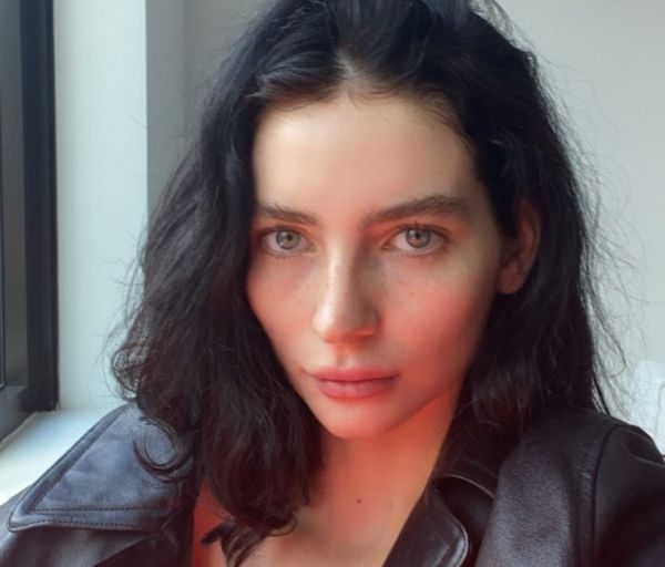 Μίντοου Γουόκερ: H κούκλα κόρη του Πολ Γουόκερ είναι το νέο πρόσωπο του Proenza Schouler