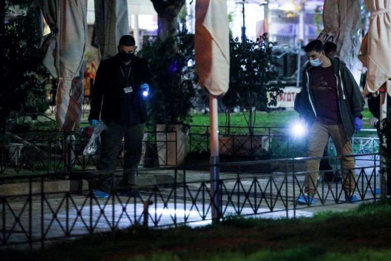 Νέος Κόσμος : Συγκλονιστικές μαρτυρίες για το «μακελειό» στην πλατεία του Αγίου Σώστη