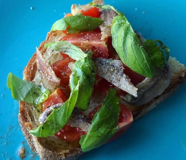 Tα σημαντικότερα οφέλη της μεσογειακής διατροφής