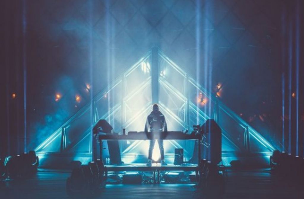 Ντέιβιντ Γκέτα : Διοργανώνει show από το ελικοδρόμιο του ξενοδοχείου Burj Al Arab στο Ντουμπάι