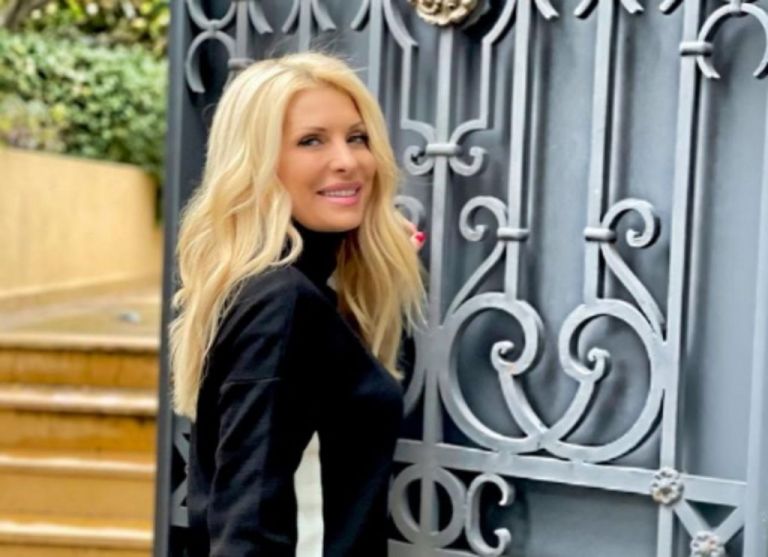 Ελένη Μενεγάκη : Πως αντέδρασε σε βίντεο Tik-Toker που την μιμήθηκε