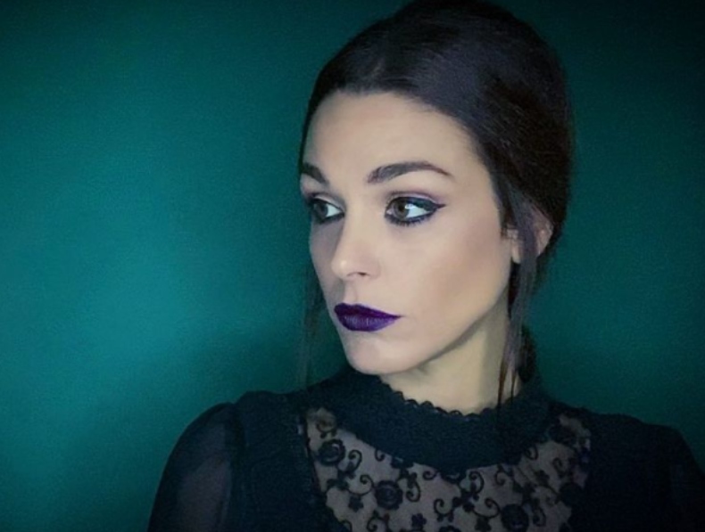 Iωάννα Τριανταφυλλίδου : Σατιρίζει την στάση του ΥΠΟΑ απέναντι στις καταγγελίες ηθοποιών