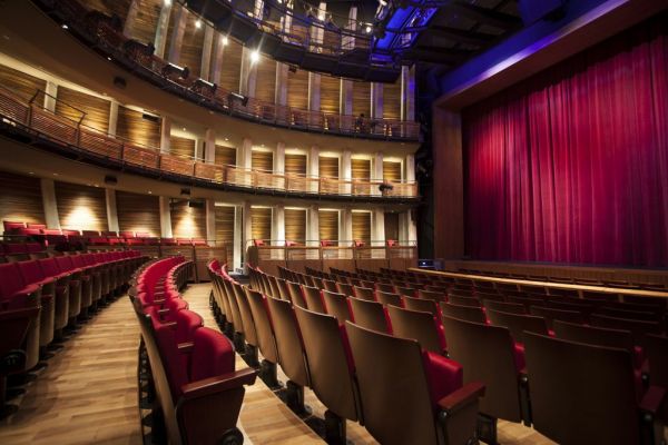 Τι λέει ο δικηγόρος του 19χρονου που κατήγγειλε ηθοποιό για σεξουαλική κακοποίηση