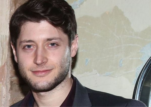 Θάνος Κρομμύδας : Η συγκλονιστική περιγραφή του ηθοποιού για σεξουαλική παρενόχληση από γνωστό σκηνοθέτη