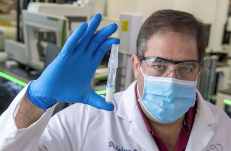 Κοροναϊός : Πέθανε ο γιατρός που εφηύρε το τεστ σάλιου – Σε ηλικία μόλις 51 ετών