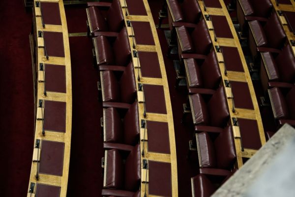 ΣΥΡΙΖΑ : Παρέμβαση βουλευτών για την προστασία εργαζομένων σε ευπαθείς ομάδες