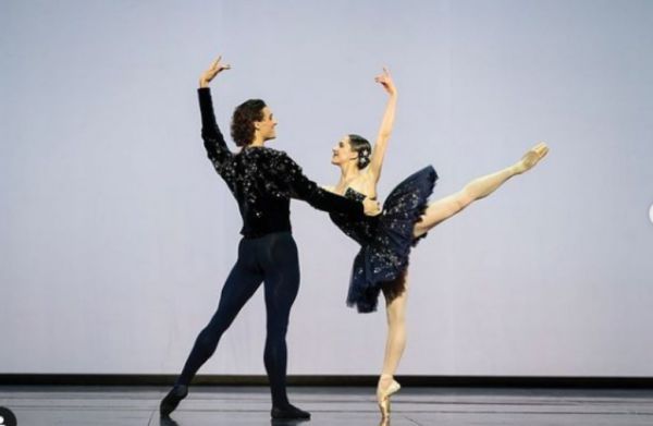 Ξεχωριστές δημιουργίες Chanel για την Όπερα του Παρισιού