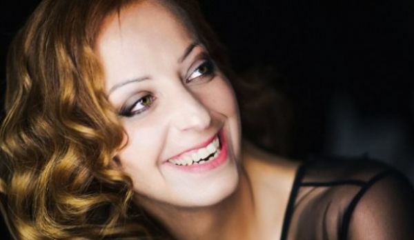 Ολη η σοκαριστική συνέντευξη της Λυδίας Σέρβου: Αυτός ο μουσικοσυνθέτης μου επιτέθηκε σεξουαλικά στα 15 μου