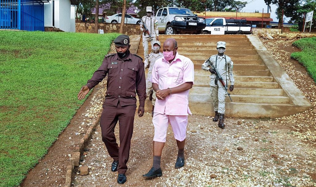 Δικάζουν τον «Αφρικανό Σίντλερ»: Όλο το παρασκήνιο