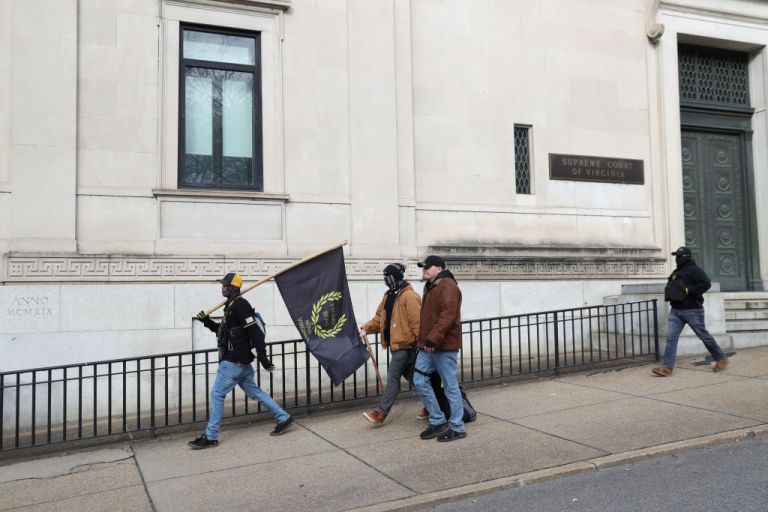 Βρετανία : Πώς η ακροδεξιά τρομοκρατία στρατολογεί εφήβους μέσω των ηλεκτρονικών παιχνιδιών