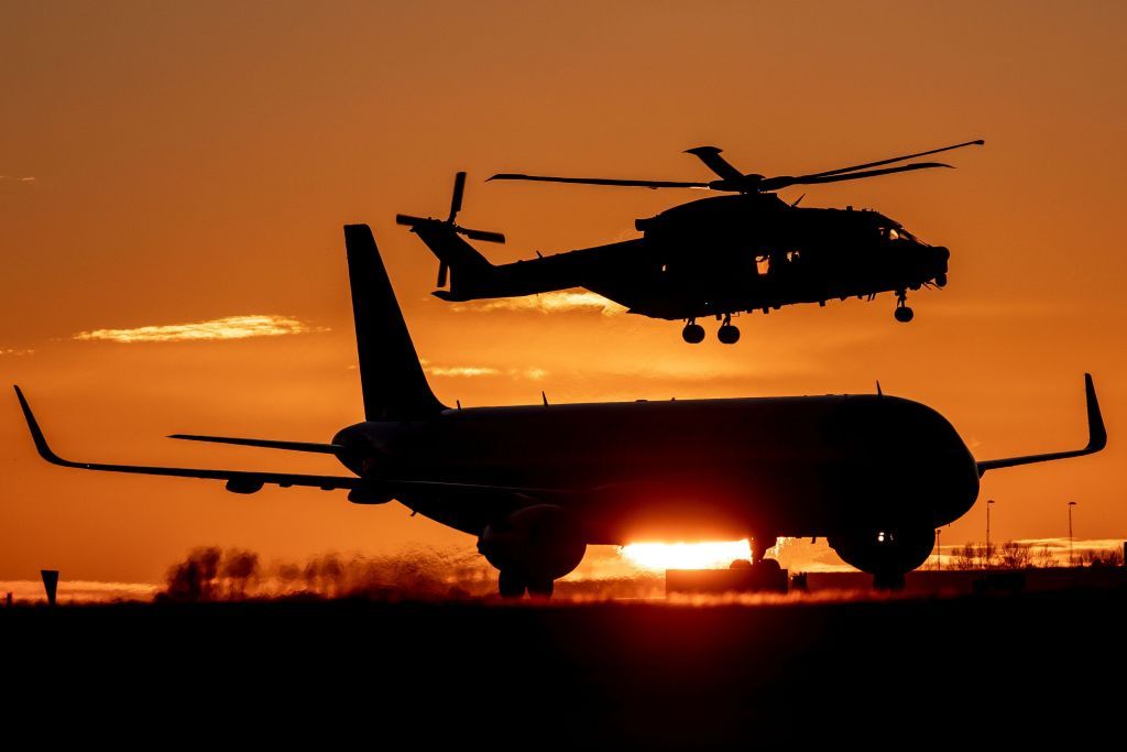 Κοροναϊός : Στις αεροπορικές το βάρος «σύλληψης» επιβατών που δεν τηρούν τα μέτρα