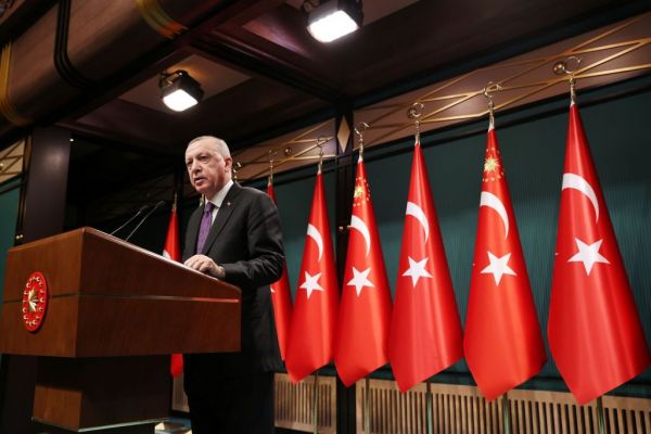 Τουρκία: Η φίμωση των κομμάτων της αντιπολίτευσης και η μάχη τους να ακουστούν