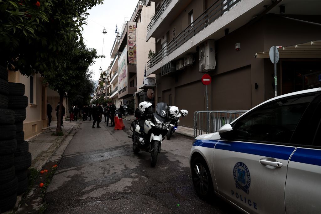 Καισαριανή : Βίντεο – ντοκουμέντο από την επίθεση με μολότοφ του αστυνομικό τμήμα