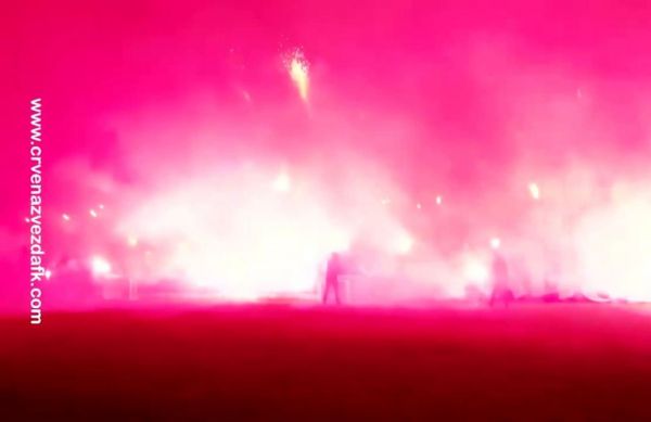 Oπαδοί του Ερυθρού Αστέρα έβαλαν «φωτιά» στην προπόνηση της ομάδας