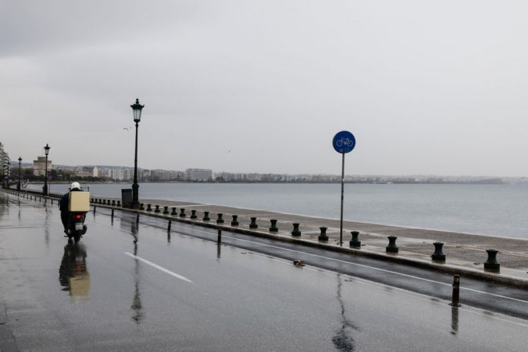 Lockdown : Εισήγηση για κλείσιμο σχολείων και καταστημάτων και στη Θεσσαλονίκη