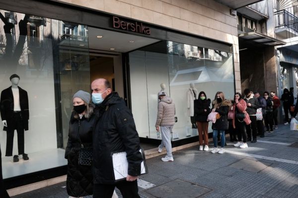 Κοροναϊός : Πότε θα ανοίξει το λιανεμπόριο; Την επόμενη Παρασκευή οι αποφάσεις