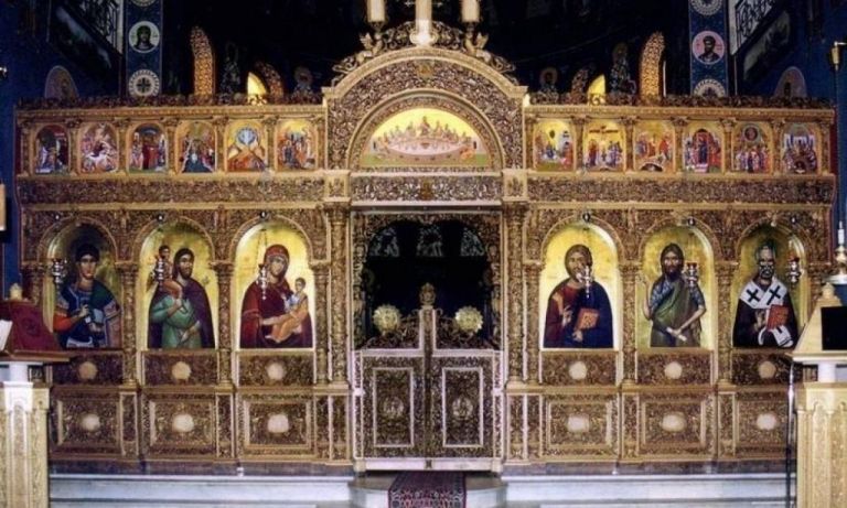 Πάτρα : Κόλλησε κοροναϊό ιερέας που χλεύαζε τους πιστούς στην εκκλησία που φορούσαν μάσκα