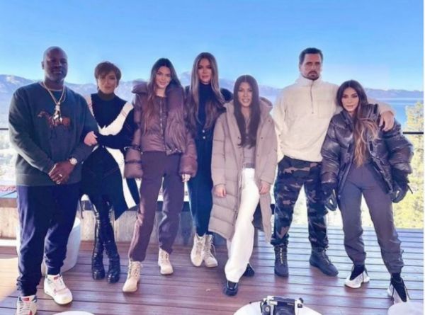 «Φάτε τους πλούσιους» : Οι TikTokers θέλουν να κάνετε unfollow όλους τους influencers