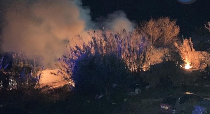 Ρόδος : Φωτιά στον καταυλισμό των Ρομά στο Καρακόνερο