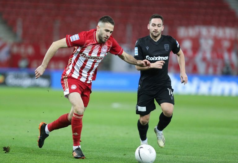 Σπουδαία κίνηση από Ολυμπιακό: Κάλεσε φίλη του ΠΑΟΚ με πρόβλημα υγείας στο μεταξύ τους ντέρμπι στο «Γ. Καραϊσκάκης»