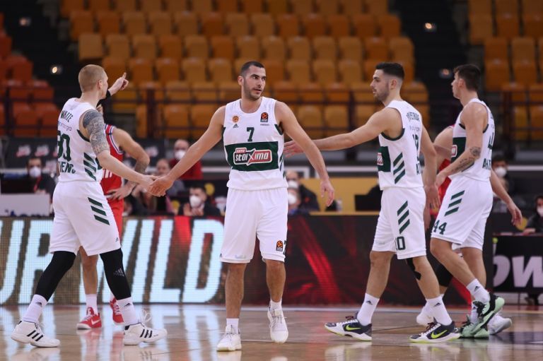 Ολυμπιακός – Παναθηναϊκός 77-88 : Τελείωσε το… φάντασμα του Ολυμπιακού μέσα στο ΣΕΦ