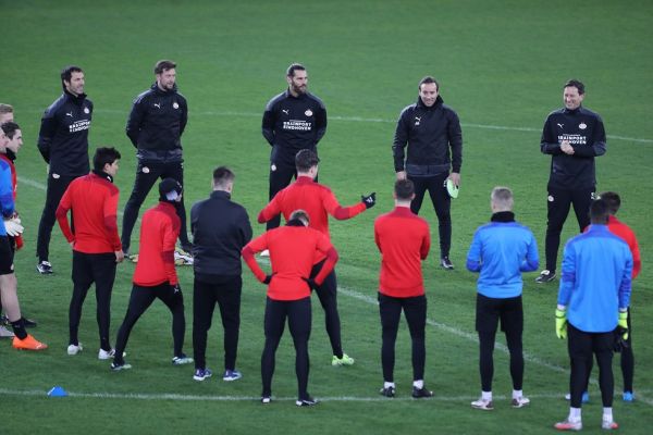 Οι έντεκα του Σμιντ κόντρα στον Ολυμπιακό