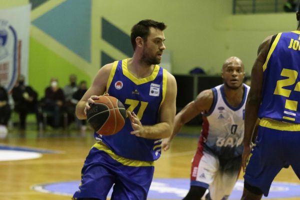 Νίκη με μεγάλη ανατροπή το Περιστέρι (70-63)