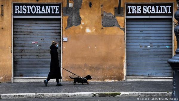 Eνώπιον τρίτου κύματος πανδημίας η Ιταλία