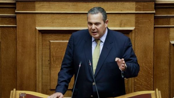 Πάνος Καμμένος: «Όχι σχολεία σήμερα, αφήστε τα παιδιά να χαρούν το χιόνι»