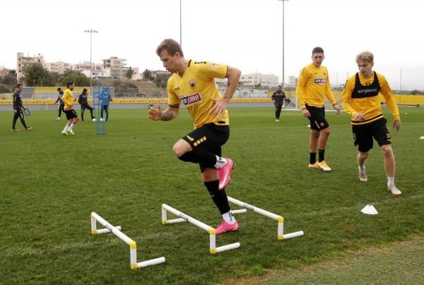 ΑΕΚ : Με Νταντσένκο και επιστροφές η προπόνηση