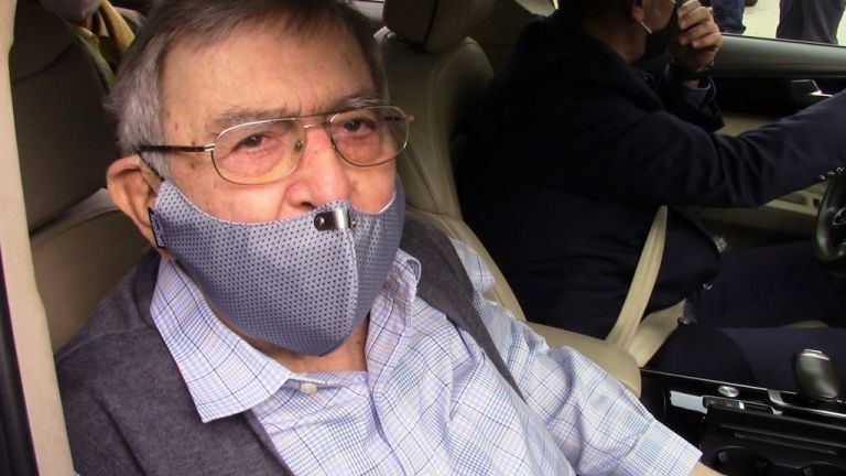 Τέως βασιλιάς Κωνσταντίνος : Στο νοσοκομείο του Ναυπλίου εμβολιάστηκε κατά του κοροναϊού