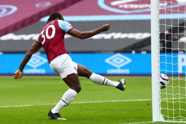 Η Μάντσεστερ Σίτι δέχτηκε γκολ στην έδρα της μετά από 2,5 μήνες (vid)