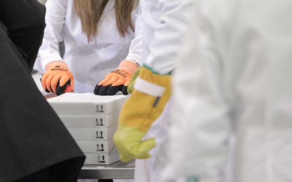 Στη μάχη του εμβολιασμού η κυβέρνηση – Πάνω από 1,7 εμβόλια μέχρι τέλος Μαρτίου