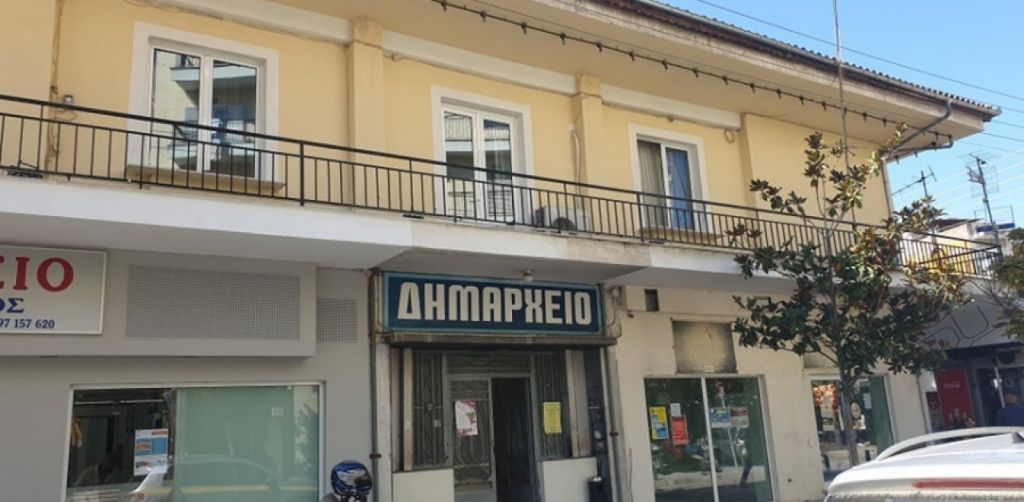Γρεβενά : Ξενοδόχος επιτέθηκε και τραυμάτισε αντιδήμαρχο