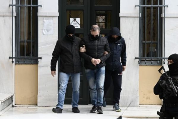 Δημήτρης Λιγνάδης : Ξανά στην Ευελπίδων σήμερα για προθεσμία