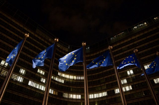 Ευρωβαρόμετρο : Σημαντικότερο ρόλο για το Ευρωπαϊκό Κοινοβούλιο ζητά το 79% των Ελλήνων