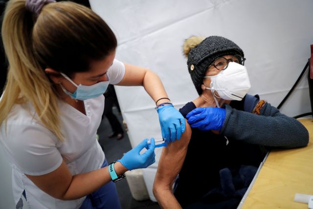 Κοροναϊός : Ο ΠΟΥ προτρέπει την Ευρώπη να επιταχύνει τους εμβολιασμούς – Ανησυχία για την επίδραση των μεταλλάξεων στα εμβόλια