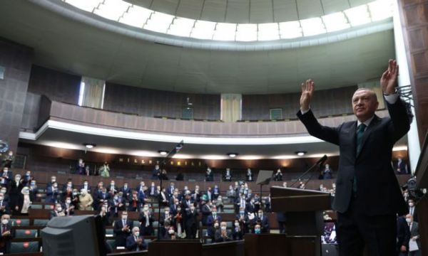 Οι ολλανδικές υπηρεσίες ασφαλείας κατηγορούν τον Ερντογάν για ενίσχυση του ισλαμικού ριζοσπαστισμού