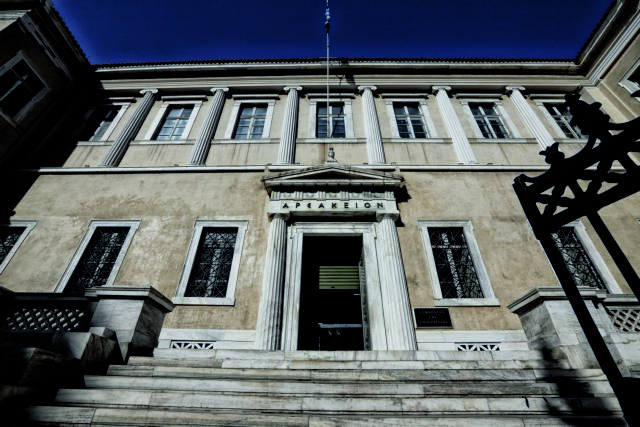Κοροναϊός: Αυξημένα μέτρα πρόληψης και προστασίας ζητούν οι δικαστικοί στο ΣτΕ